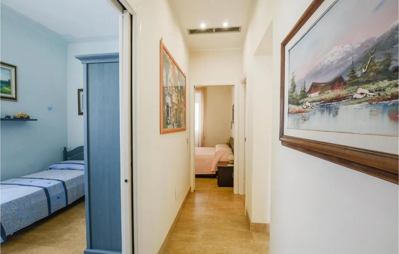 3 Bedroom Lovely Apartment In Viareggio